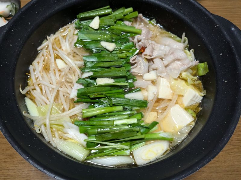 豚バラキャベツのもつ鍋風